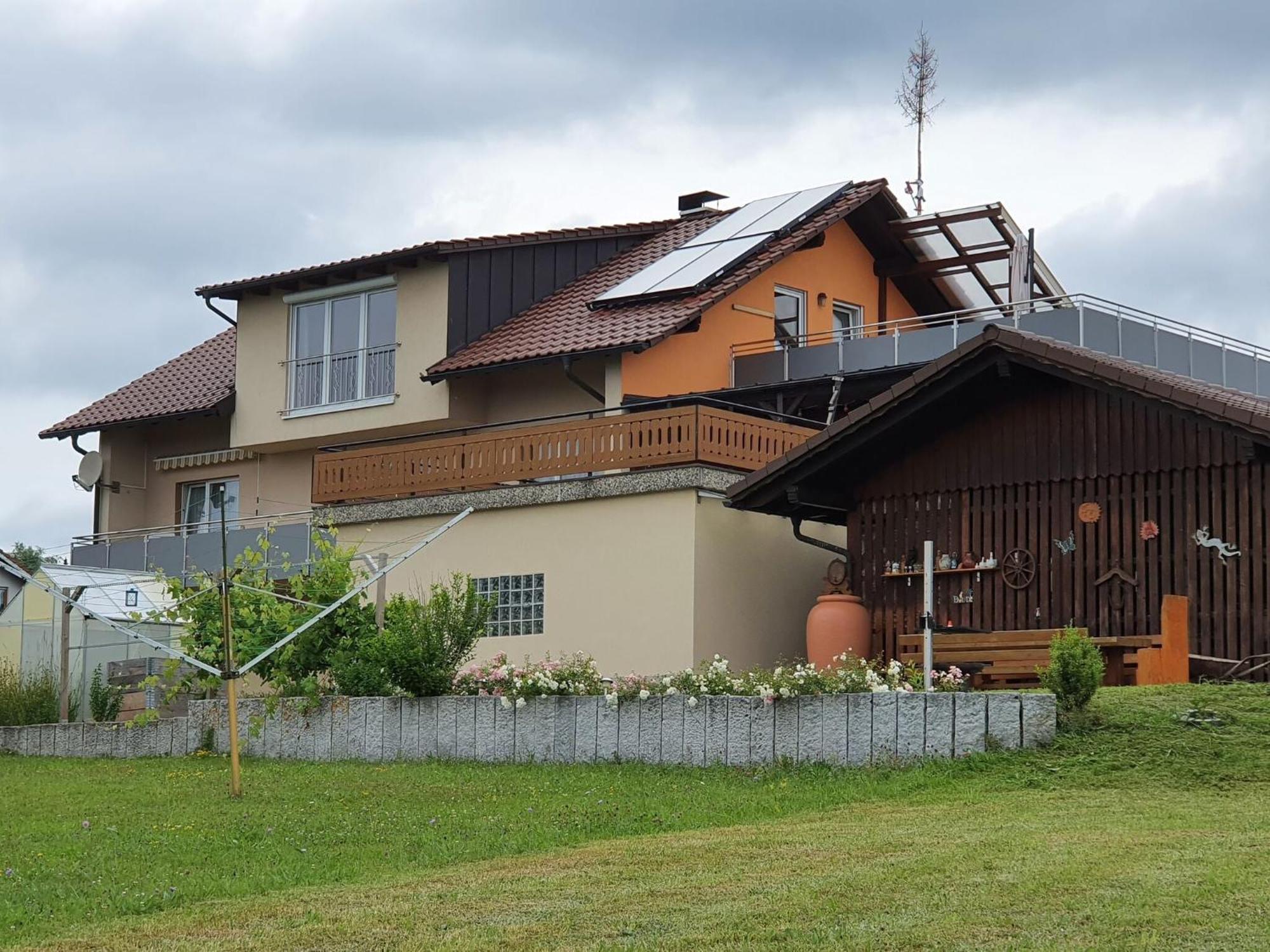 Comfortable Flat In Goerwihl With Balcony Gorwihl Екстериор снимка
